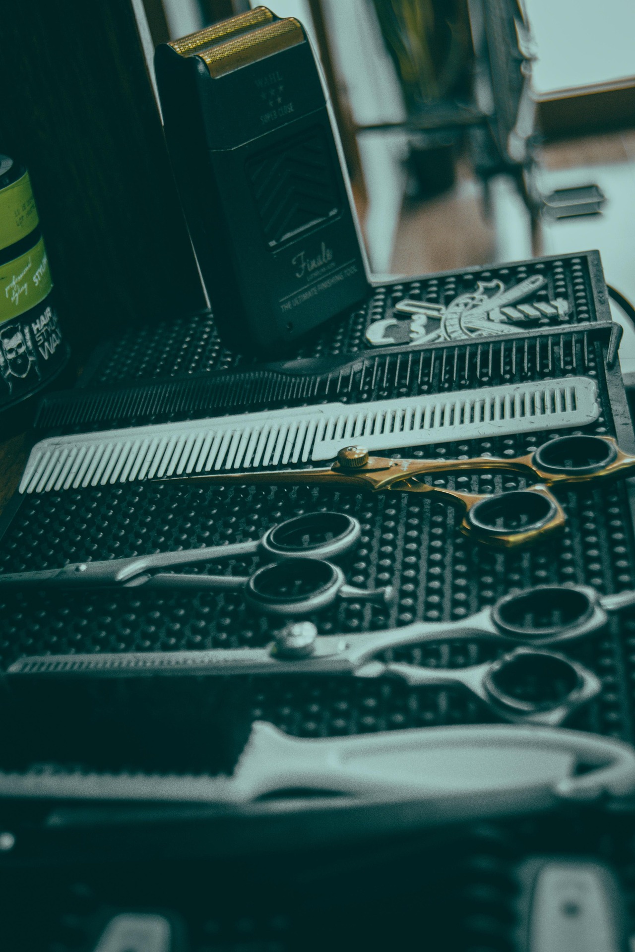 Interior Akhri Barber Shop